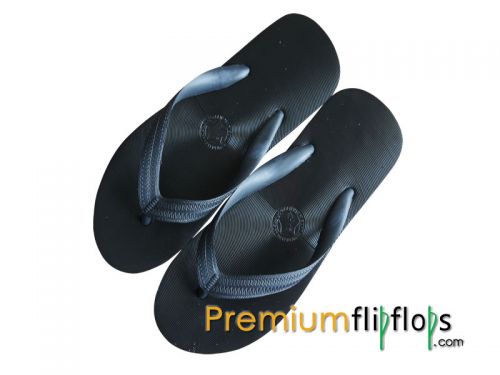 Walk Responsibly: Flip-Flops Made of Natural Rubber